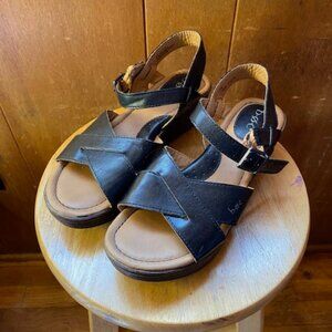 B.O.C Platform Sandals